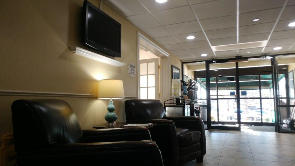 Comfort Airport 2*