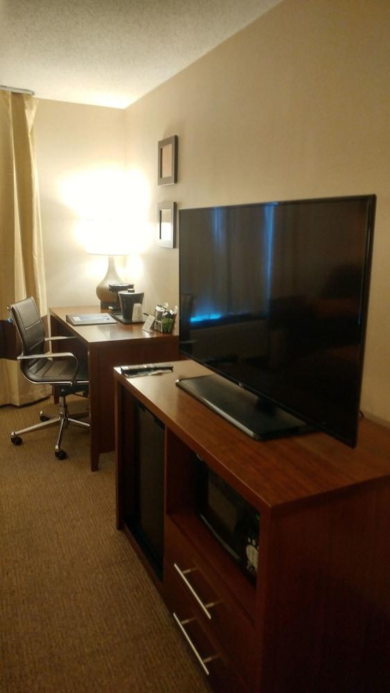 Inn Comfort Airport