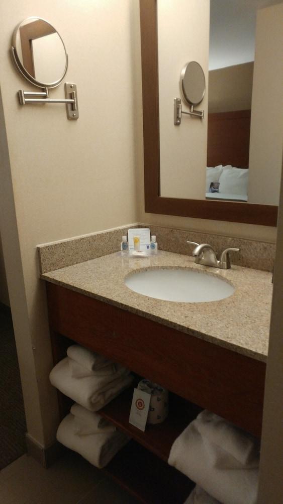 Comfort Airport 2*