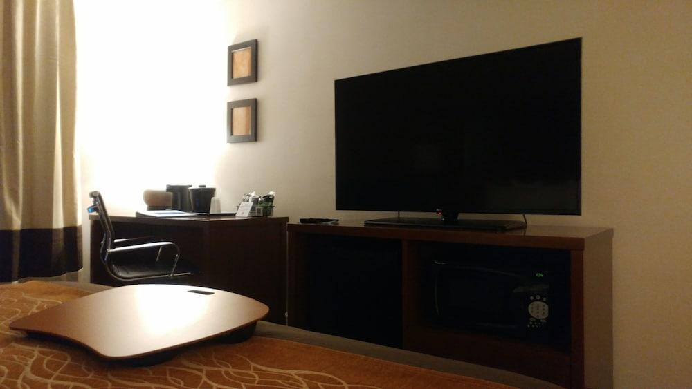 Inn Comfort Airport