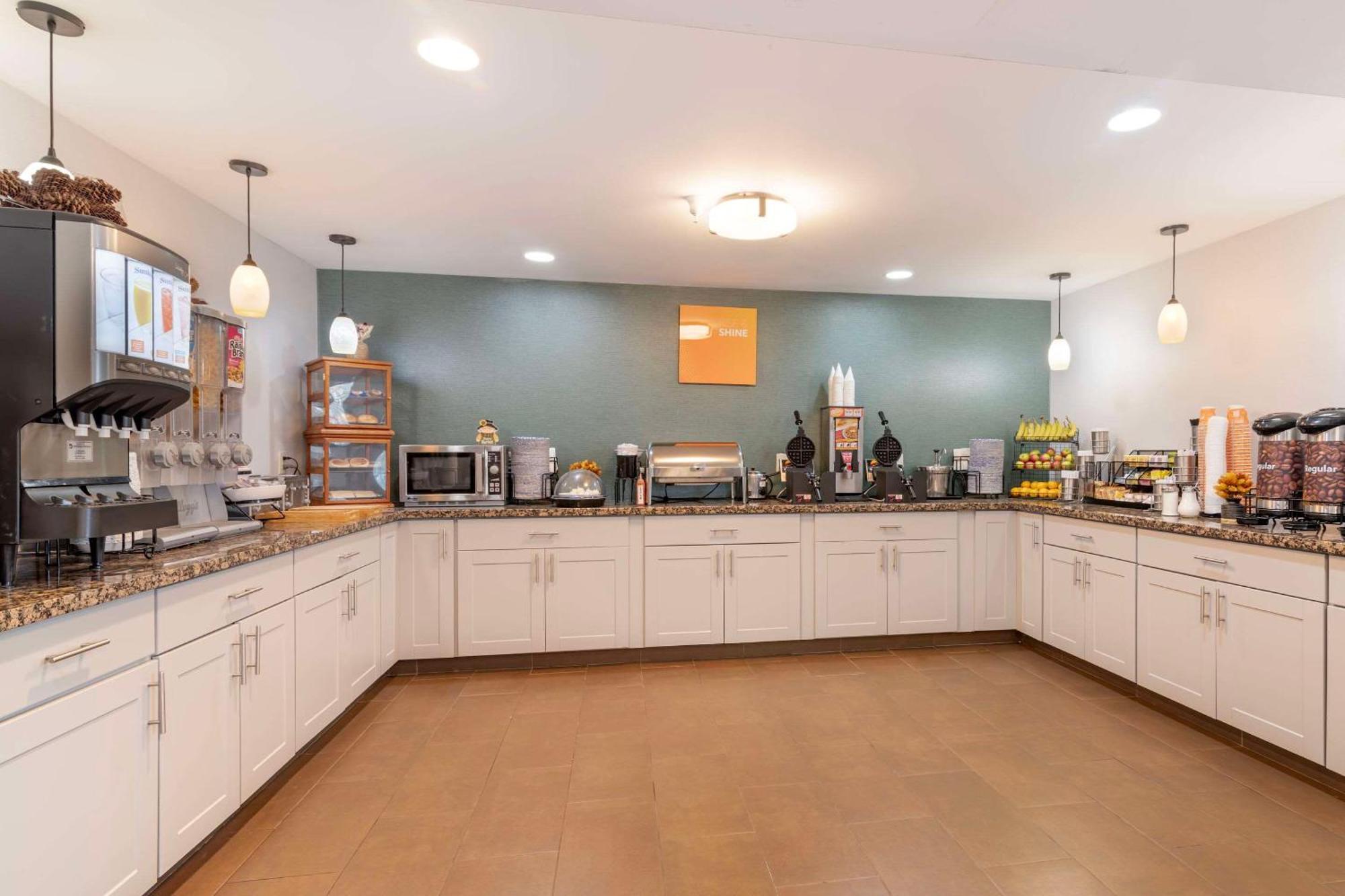Inn Comfort Airport South Portland