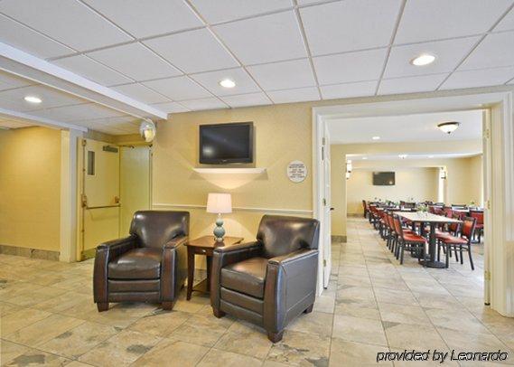 Comfort Airport Inn
