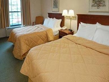 Comfort Airport Inn 2*
