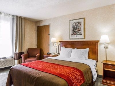 Comfort Airport Inn 2*